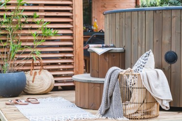 Spa extérieur Thermowood XL avec poêle inox 35 kW