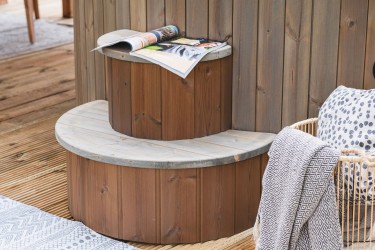 escaliers du Spa extérieur Thermowood XL avec poêle inox 35 kW