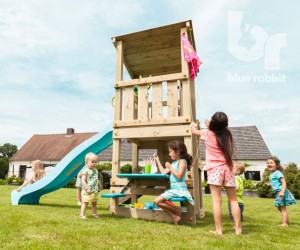 aire de jeu en bois avec cabane et espace bac sable ou pique-nique - Blue Rabbit