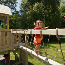 pont avec filet pour aire de jeu en bois Blue Rabbit